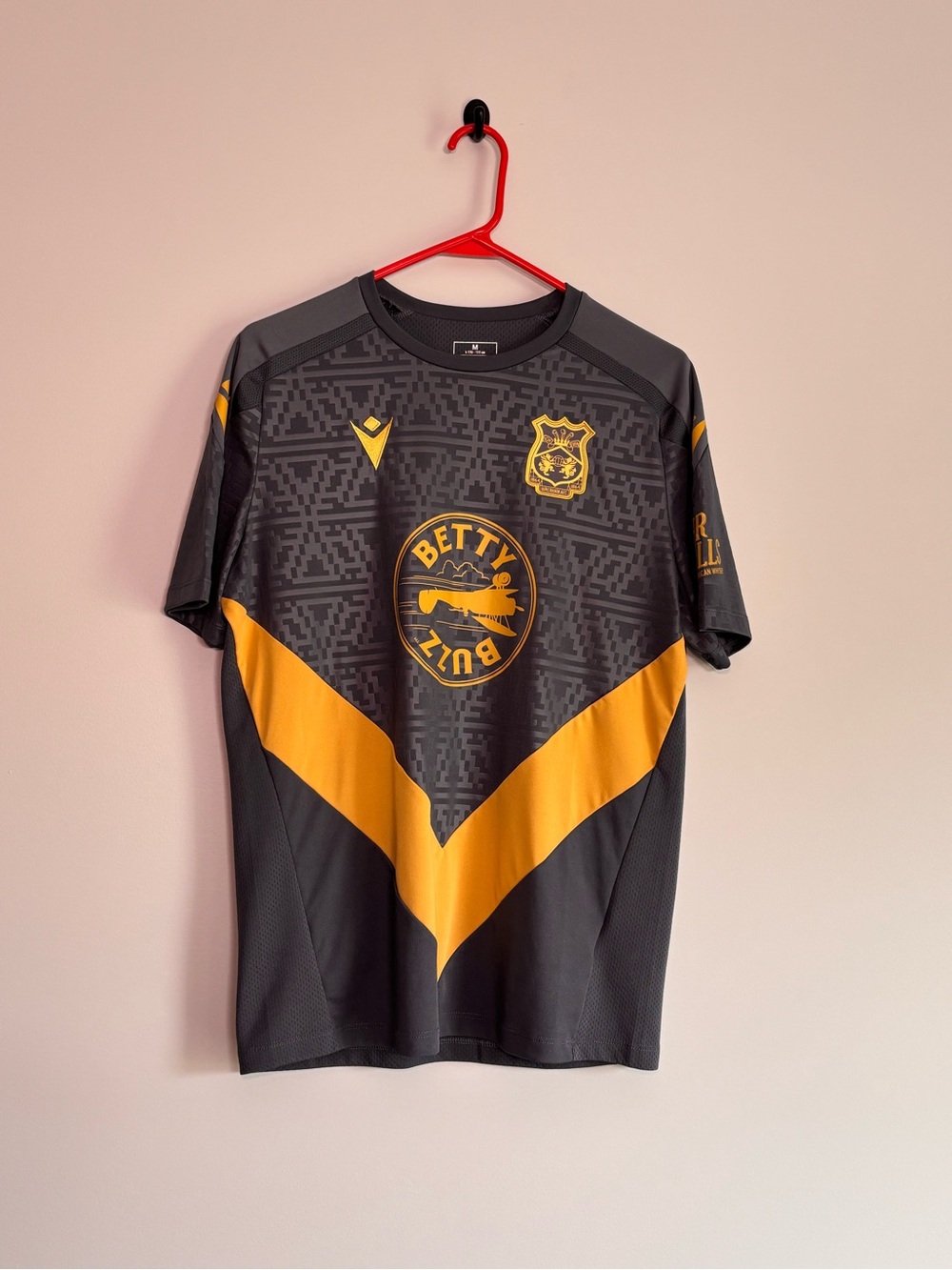 Wrexham AFC Macron Soccer Jersey Medium Betty Buzz Football Club Shirt